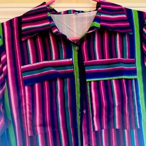 Maxi shirt dress very colorful. It does say 3X but that’s because it’s Asian